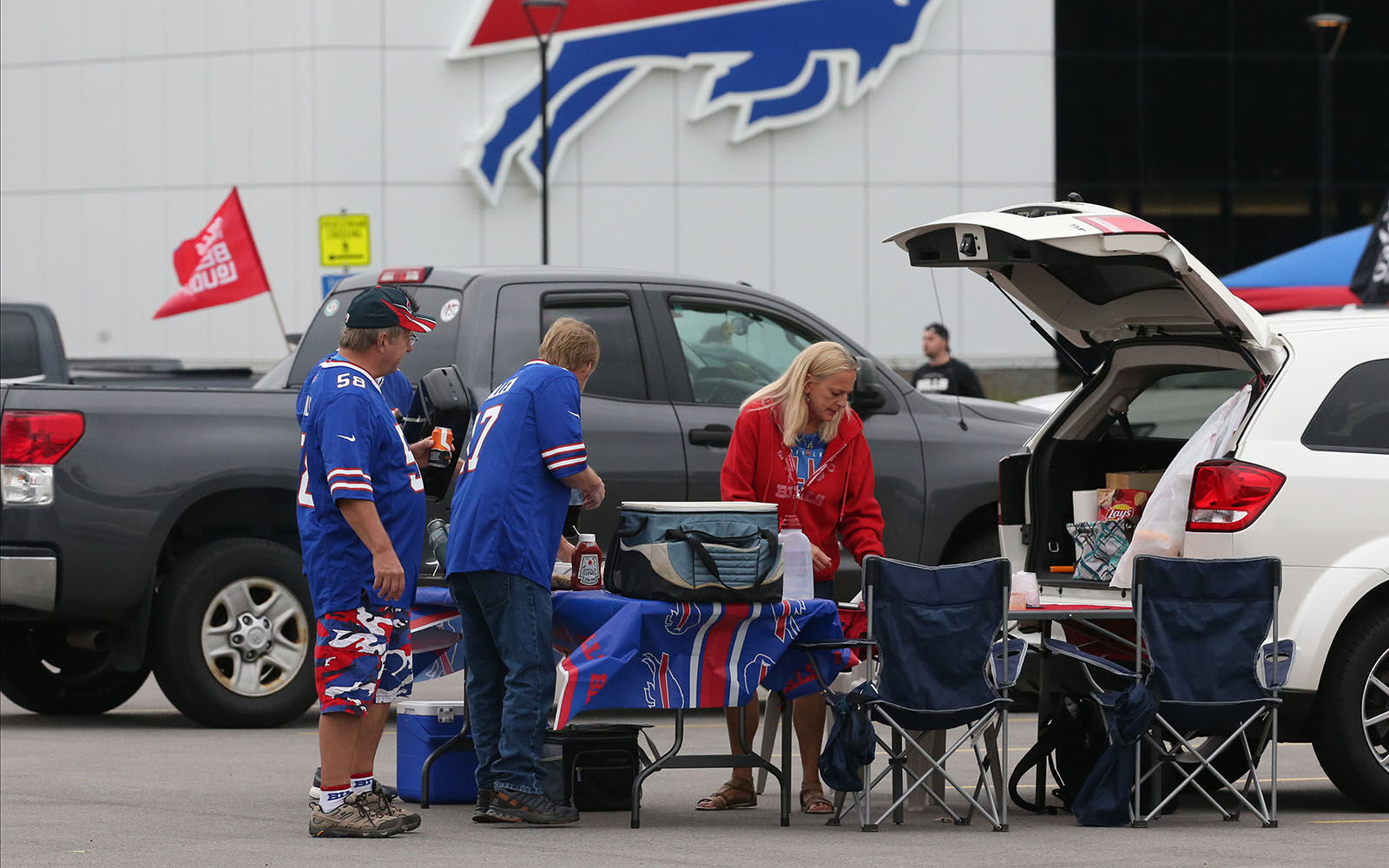 Tailgating returns